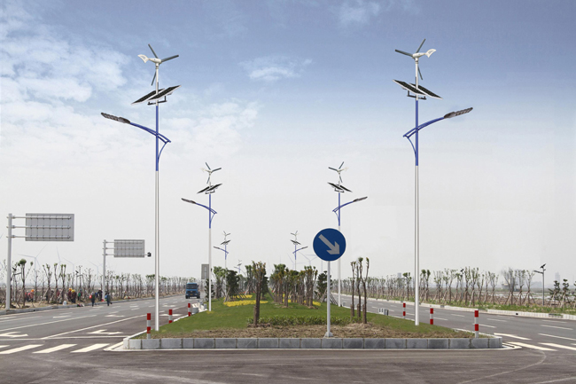 wind-solar outdoor luminaires